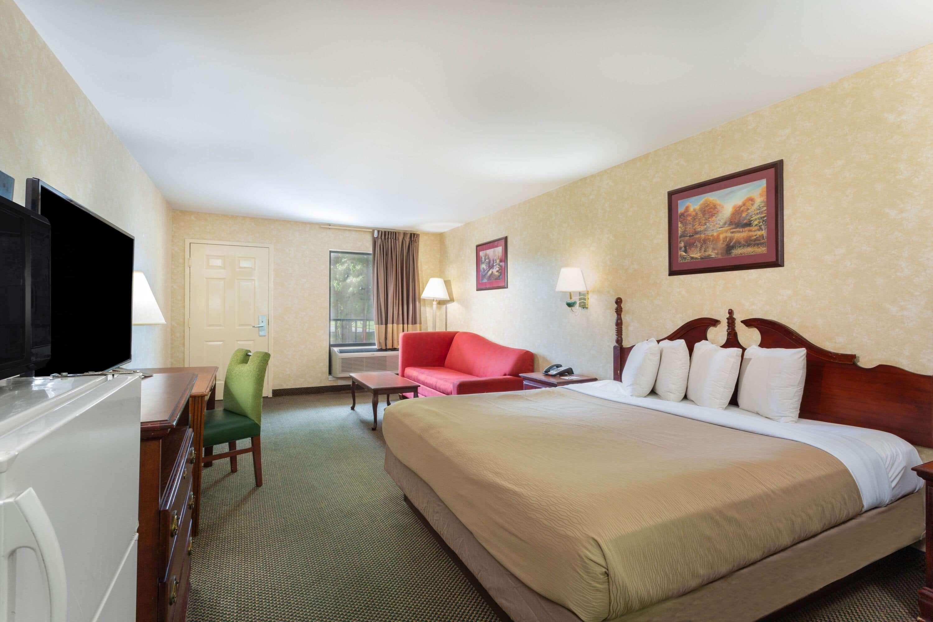 Brentwoodinn&Suites Глен Ален Екстериор снимка