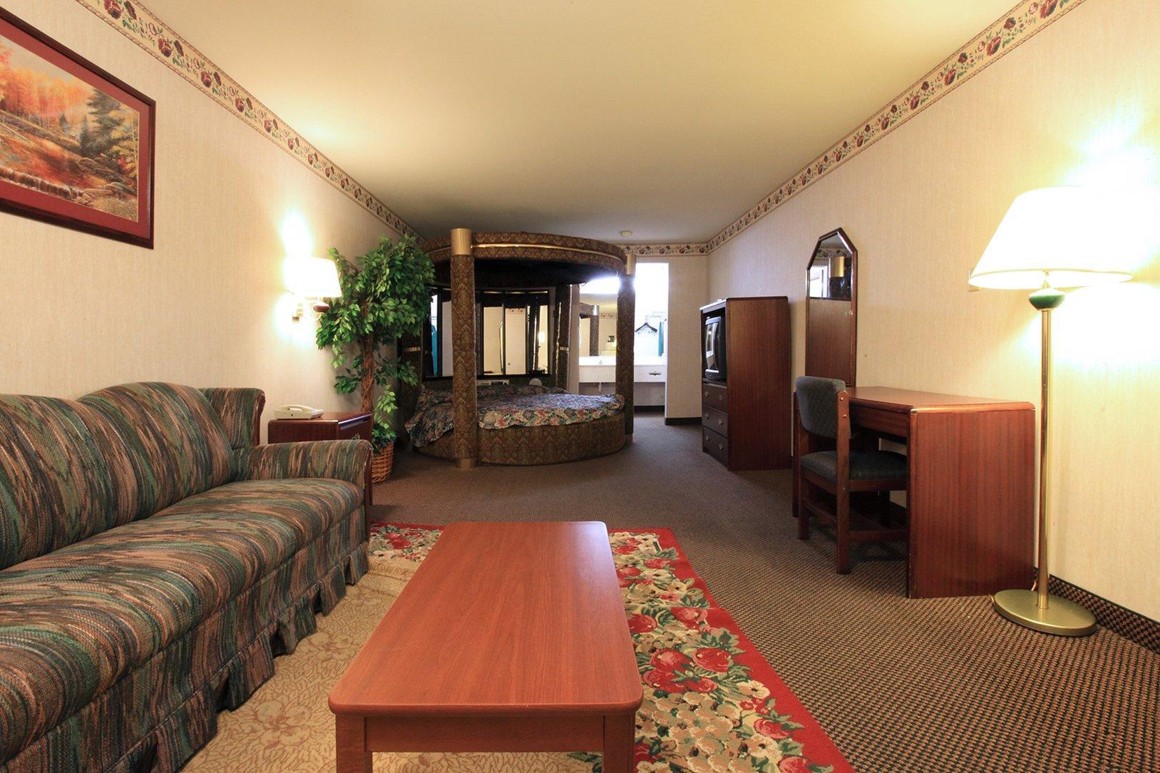 Brentwoodinn&Suites Глен Ален Екстериор снимка